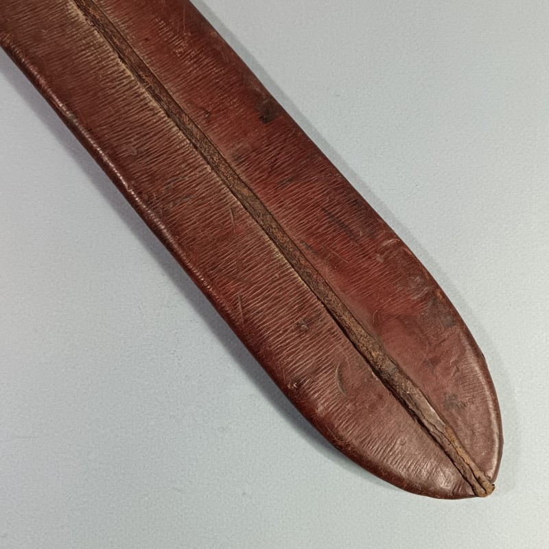 FOURREAU EN CUIR POUR MACHETTE ANGLAISE WW2 BRITISH FABRICATION S.L. DATEE 1942